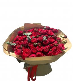 Şakayık kırmızı gül buketi